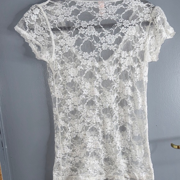 White Lace Short Sleeve Top - Picture 4 of 4